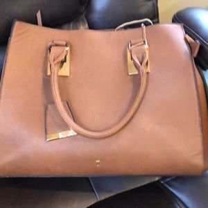 RESERVED-days camel bag for sale used twice looks